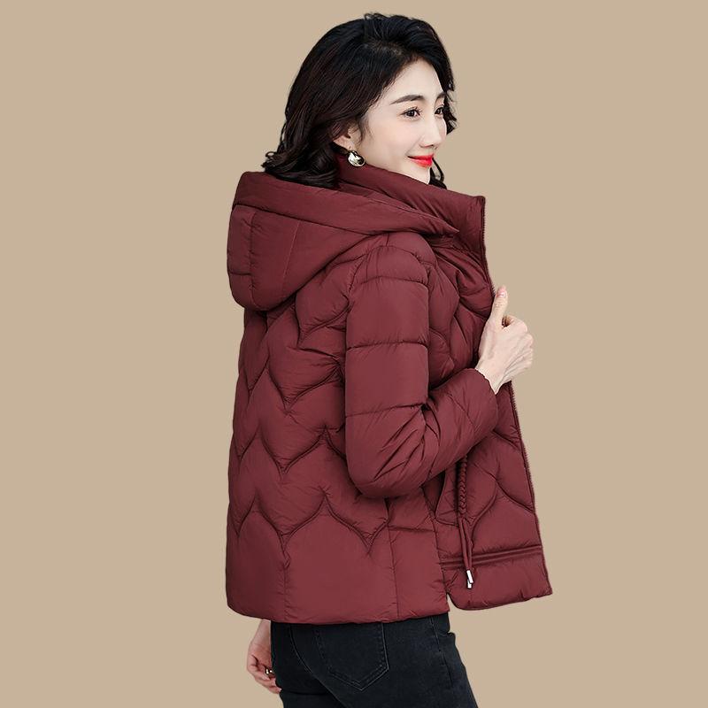 Stilvoller kurzer Winter-Daunenbaumwollmantel für Damen, bequem und warm, perfekt für die Herbst- und Wintersaison