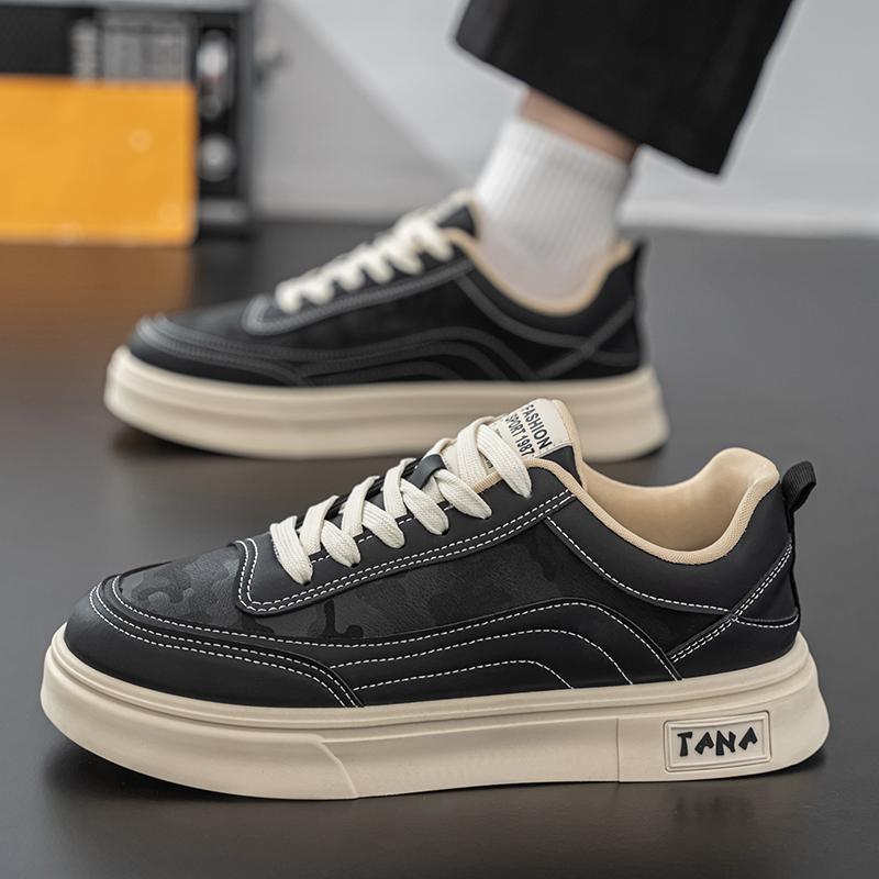 Fashion Men Casual Shoes Breathable Non-slip White Sport Shoes Designer Comfortable Board Shoes Platform Male Walking Sneakers