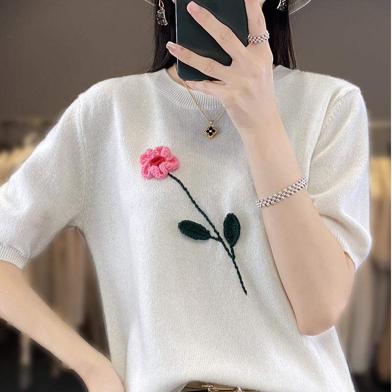 Soft Embroidered Floral Wool Sweater: Short-Sleeve Round Neck Women's Top