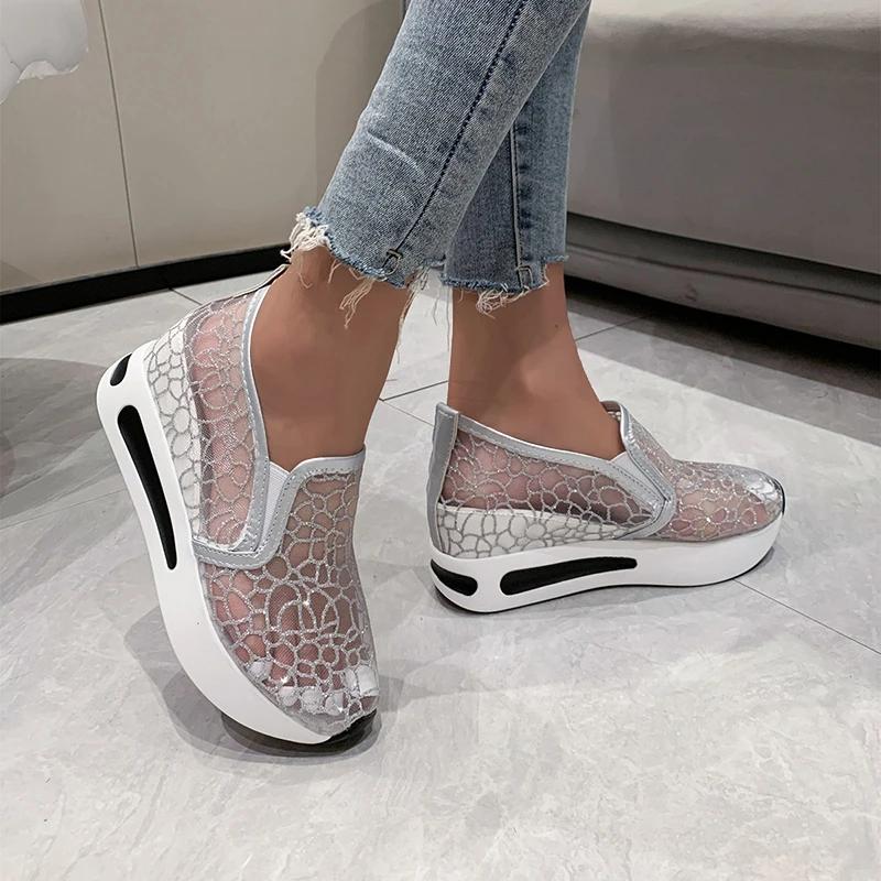 

Fashion Women s Mesh Plataforma Mujer New Fashionable Thick-soled Wedge Heel Breathable Slip-on Casual and Comfortable Sneakers 42 серебряный