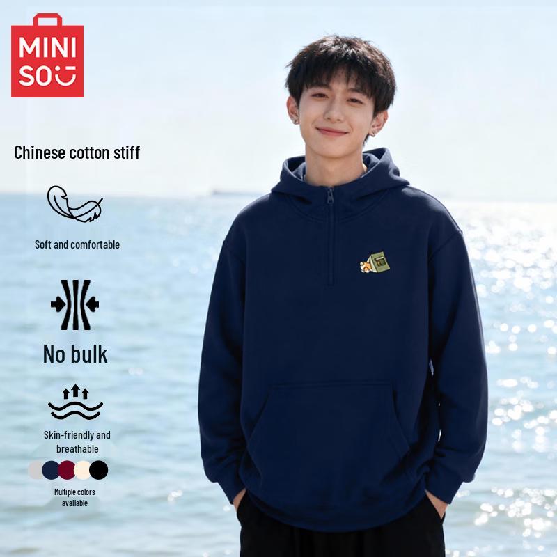 

MINISO Men s Half-Zip Hooded Plush Sweatshirt M