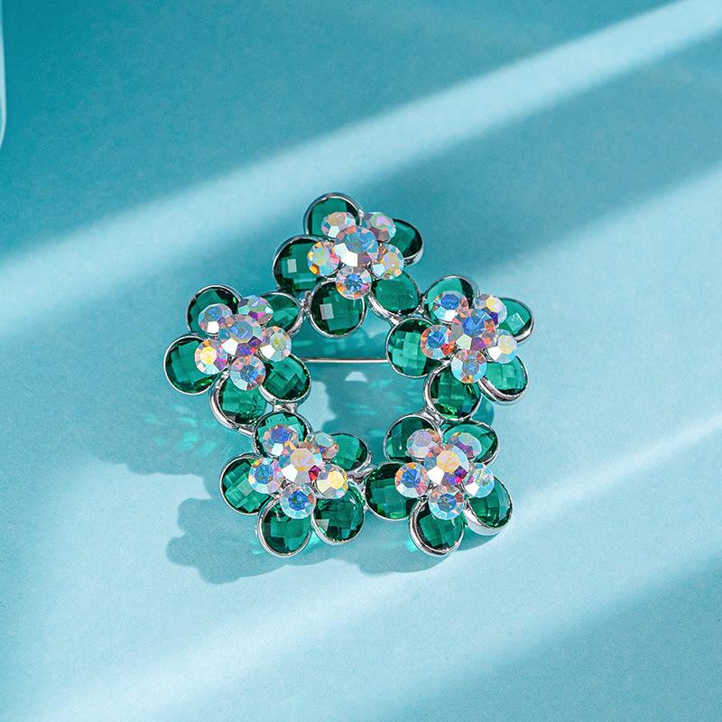 Senior brosjer blomst blad brosje pins for kvinner dress anheng mote brosjer smykker