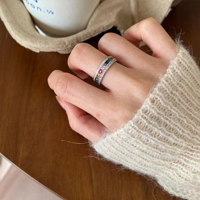 Rainbow Zircon Ring Women'S Light Luxury Niche Design Sense Diamond-Set Exquisite High-End Sense Cold Wind Fashion Personality