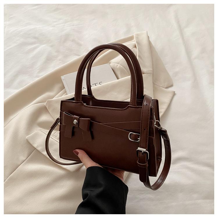 

Ручная сумка-бант маленькая квадратная сумка лето новая нишевая простая модная нежная повседневная сумка на плечо