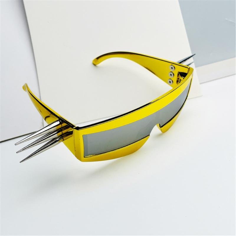 Punk-Sonnenbrille mit Nieten, Sonnenschutz, leichter PC-Rahmen, Cosplay-Brille für Outdoor-Partys, modisches Accessoire