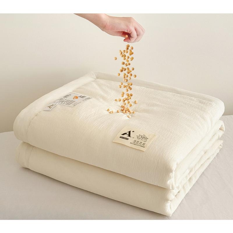 

Охлаждающее летнее постельное белье: Воздушное одеяло, созданное для комфортных ночей с кондиционером 150x200cm