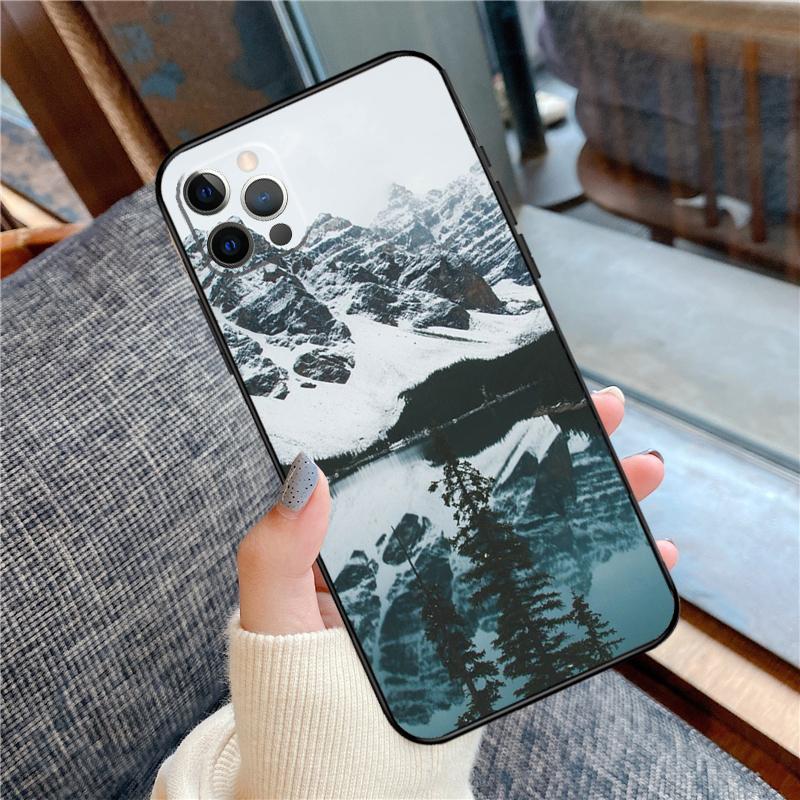 Mountain Phone Case For iPhone 16 14 13 12 11 15 Pro Max 12 13 mini XR 15 16 Plus 16e Cover Shell