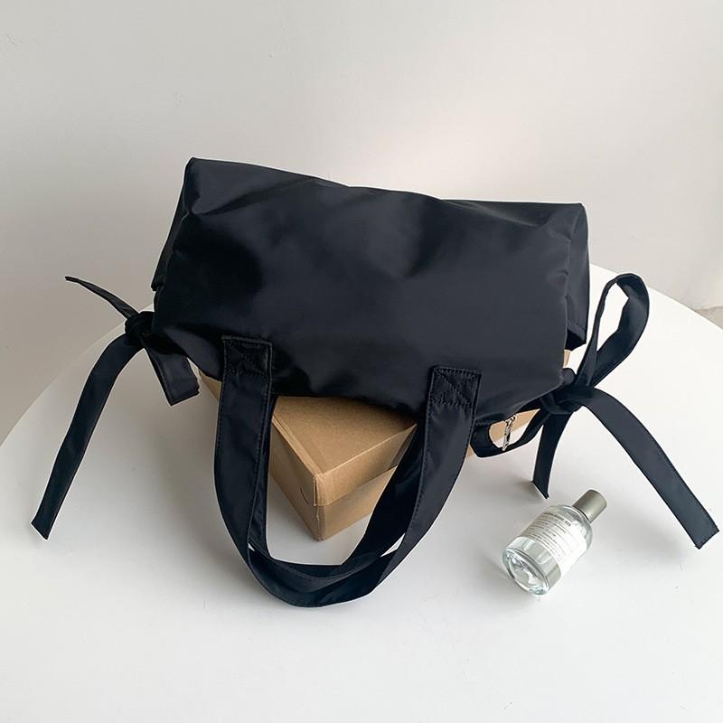 

Korean Portable Nylon Tote Bag High-end Large-capacity Women s Simple Casual Travel One-shoulder Underarm чёрный