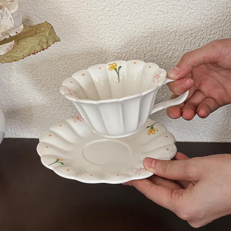 Small Yellow Flower High-Value Tableware Set, Ceramic Plate Of Small Fresh Ceramic Bowl, Rice Bowl, Binaural Bowl