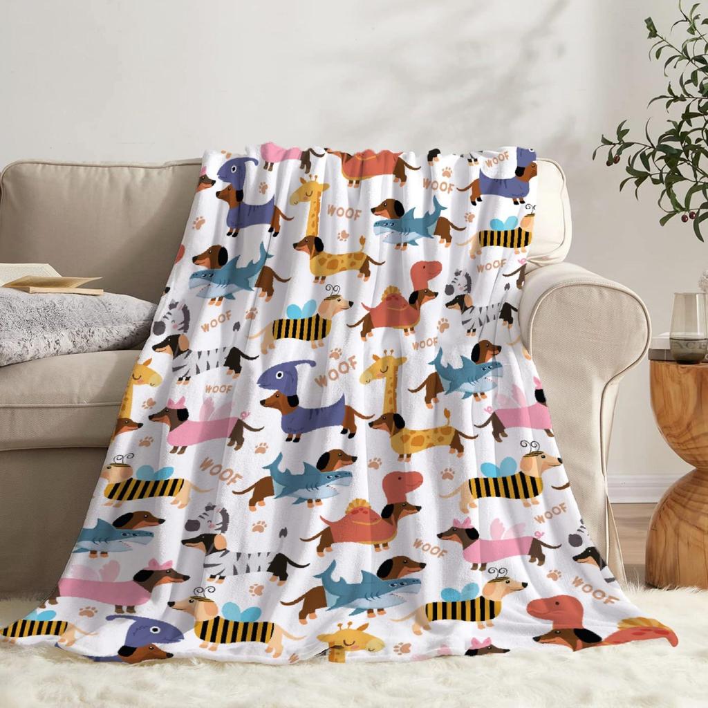 Cute Dachshund Blanket Soft Flannel Cartoon Print Blanket Sofa Bedroom Dormitory Nap Blanket