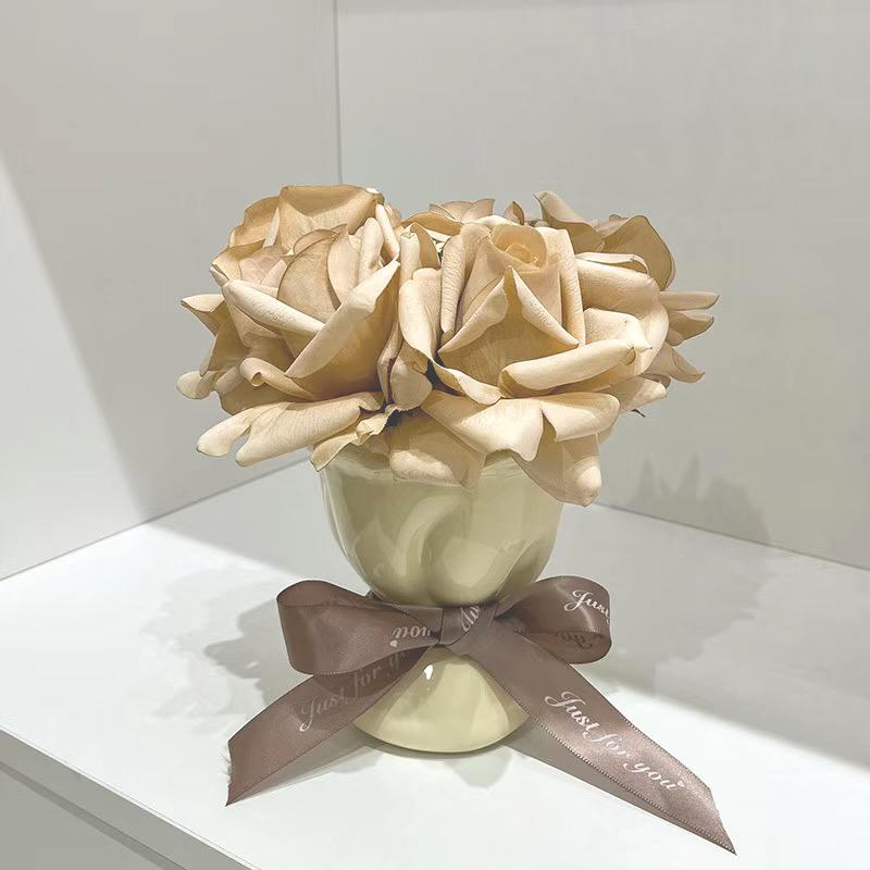 Set aus 100 Keramikvasen im Cremestil für Heimdekoration - Elegante handgebundene Straußform für Wohnzimmer-Blumenarrangements