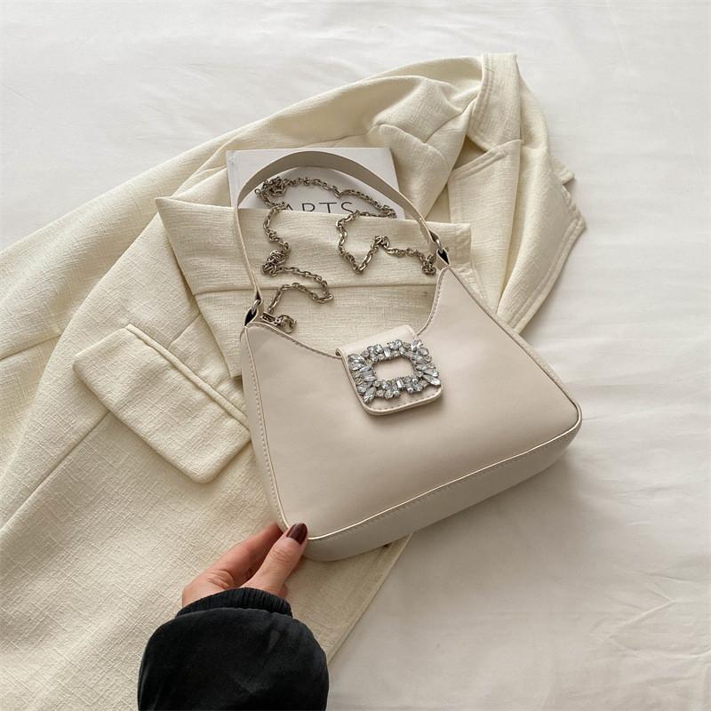 Versatile 2024 Womens Crescent Bag Street Style Pu Leather Handbag With Magnetic Button бежевый