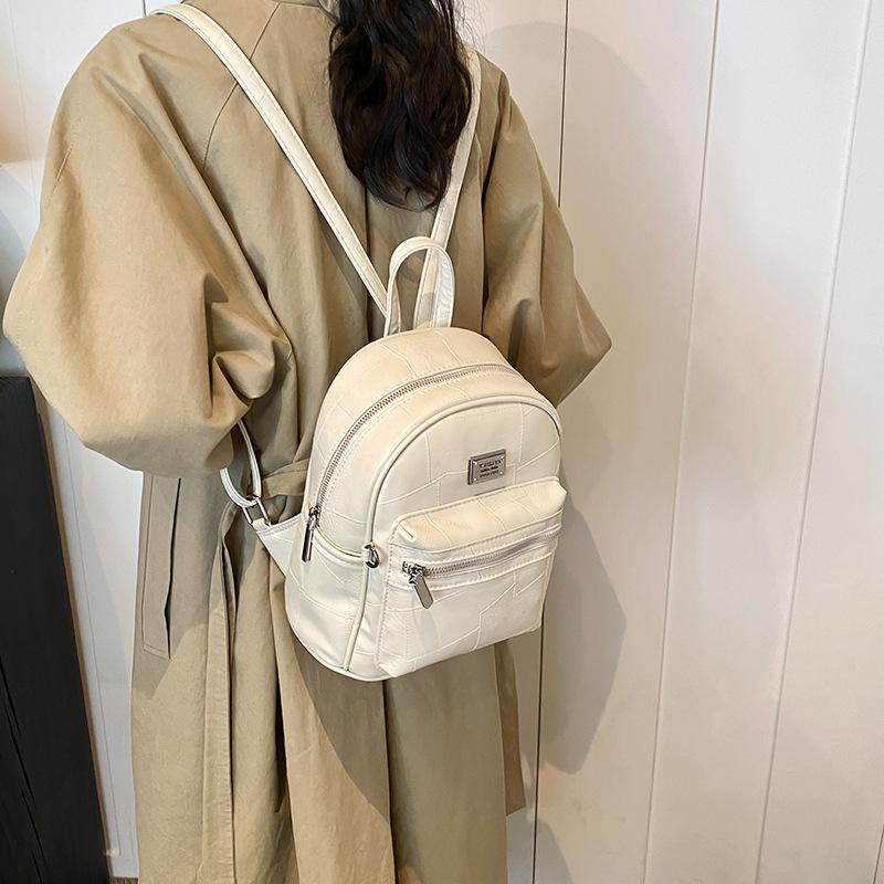 

Рюкзак Premium Sense для женщин 2024 года, новый, простой и универсальный, модный, большой вместимости, для поездок на работу и обратно, небольшой рюкзак