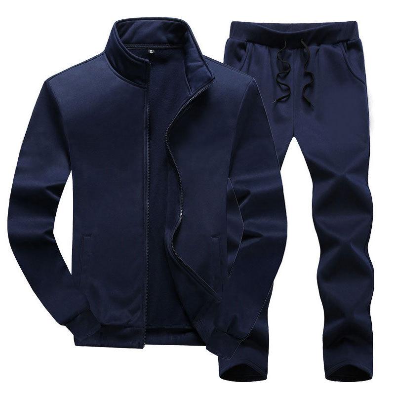 Herren Sportjacke und Hosen Set in Uni - Herbst/Winter Freizeitkleidung.