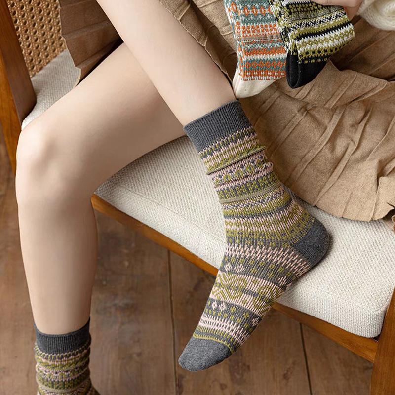 Japanese Retro Ethnic Style Maillard Fair Island Warm Knitted Socks For Women