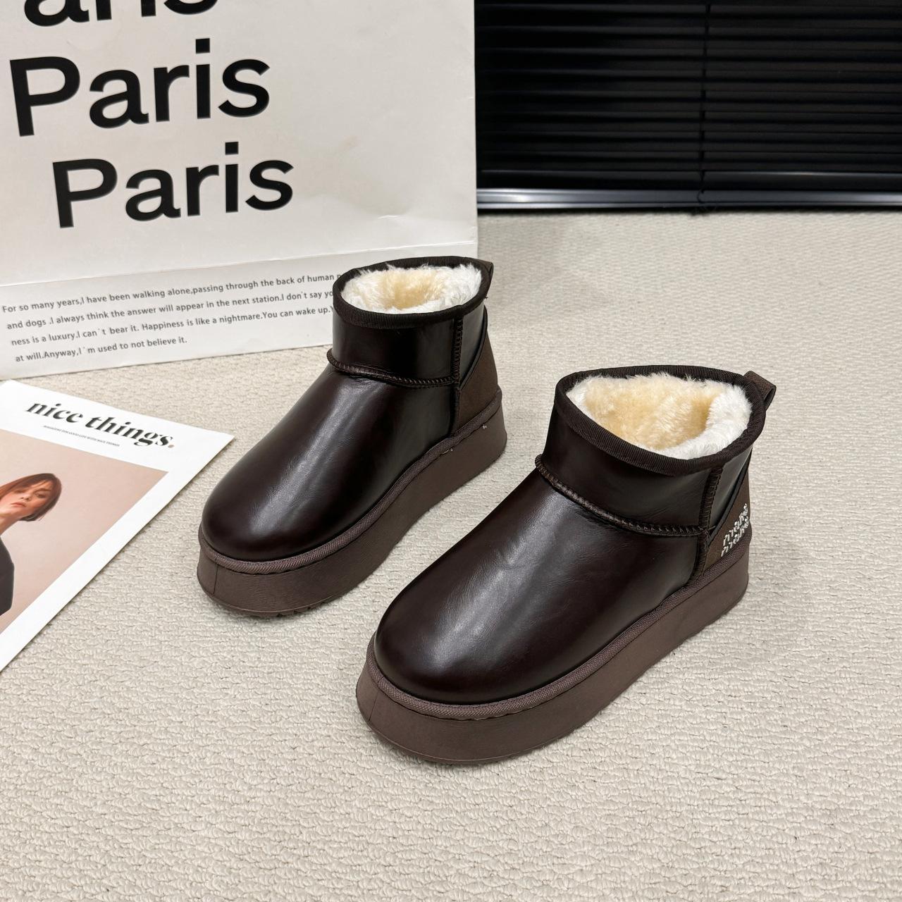 Модные универсальные бархатные утолщенные и на высокой платформе зимние сапоги женские 2025 новые зимние теплые снежные хлопковые туфли 41 2679₽