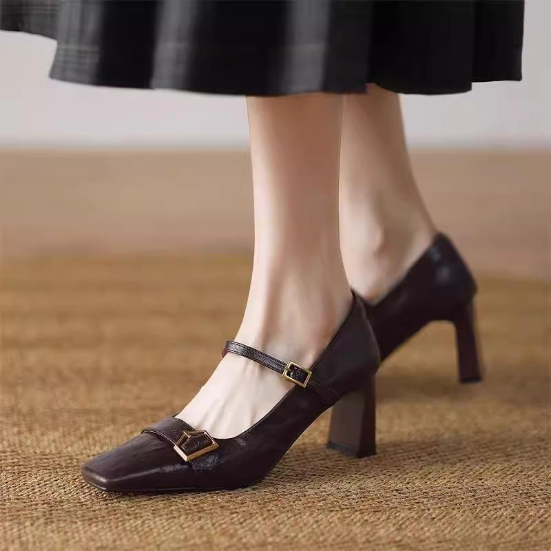 Fashion Metal Buckle Decoration Mary Jane Shoes Women Comfortable Leather High Heels Elegant Chunky Heel Women Pumps Zapatos De Mujer