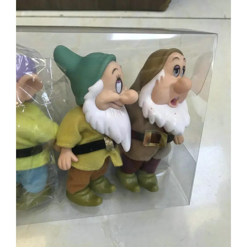 Disney Snow White Hand Figure Model Snow White and The Seven Dwarfs Hand Figure Model Display Supplies