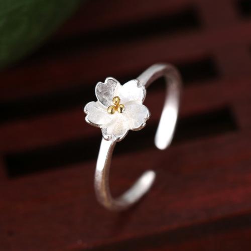 

925 Элегантное Кольцо-Цветок из Чистого Серебра с Регулируемым Дизайном для Модных Женщин
