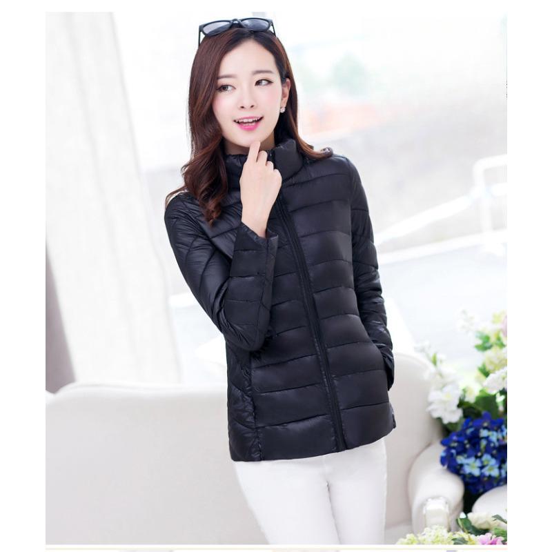 Kurze Winter Damenbekleidung Schlank und Dünn Groß Rot Wattierte Jacke Leichte Daunenwattierte Jacke