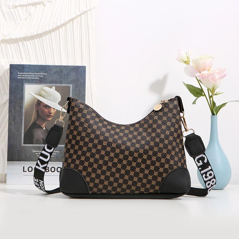 Printed women's bag, armpit bag, autumn and winter new fashion messenger bag, retro and simple shoulder bucket bag, one piece.