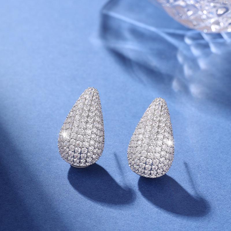 Elegant Teardrop Micro-Pave Diamond Stud Earrings for Women - Luxurious and Sparkling Accessories