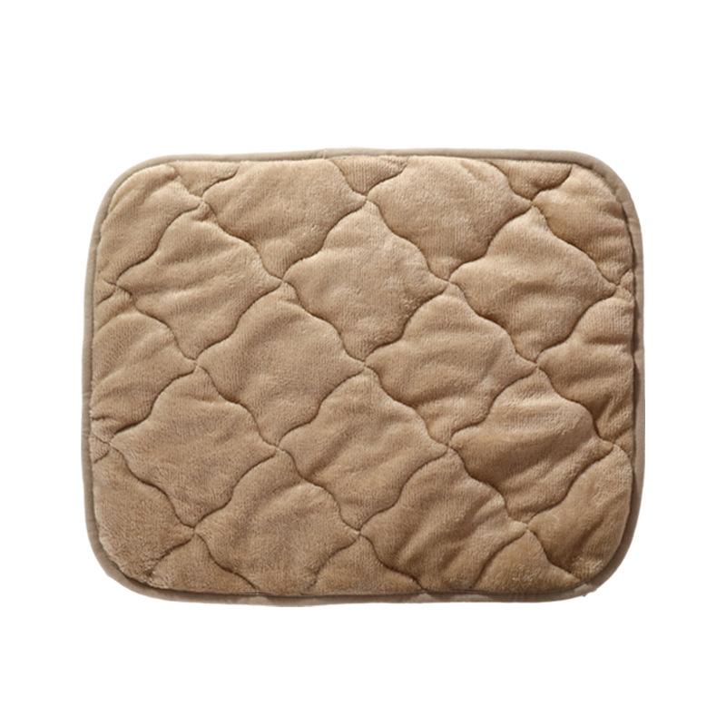 Cartoon Printed Warm Cotton Pet Blanket Pippi Tao Random Quilted Pet Cushion
