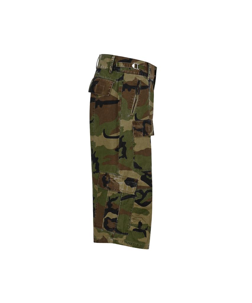 ALLE AUGEN NACH UNTEN Schlag-Cargo-Bermudashorts (Camo)