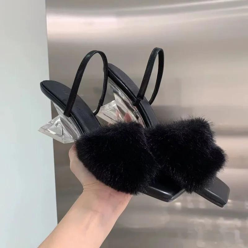 

Модные новые пушистые тапочки большого размера для ношения на улице Баотоу 2025 Модные туфли на высоком каблуке 40 чёрный