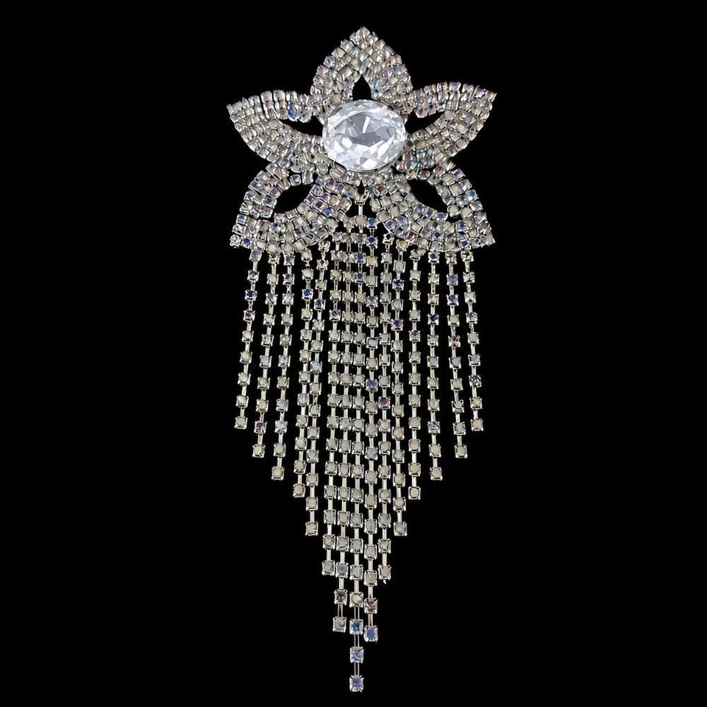 Fringe Shoulder Epaulets Sparkly AB Crystal Shoulder Ornament Rhinestone Epaulets Fashion Shoot