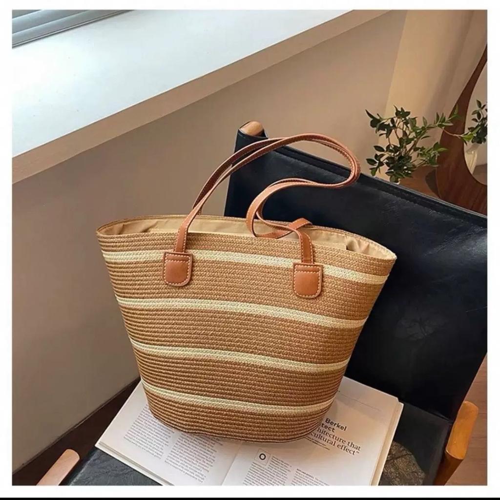 Beach Vacation Straw Bag New Shoulder Bag Summer Straw Tote Bag Large Capacity Portable Woven Bag
