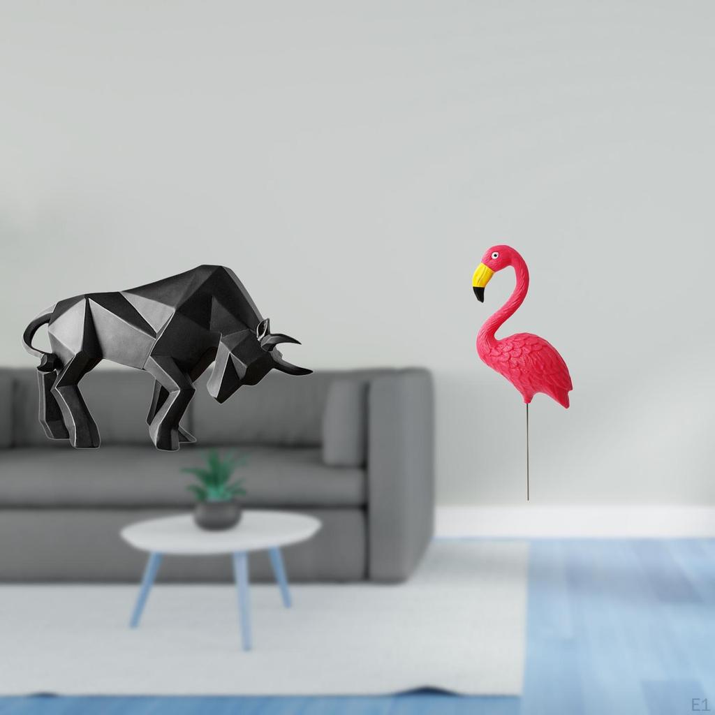 Modern Resin Bull And Flamingo Statue Ornament Abstract Collectible Figurine for Entryway Tabletop
