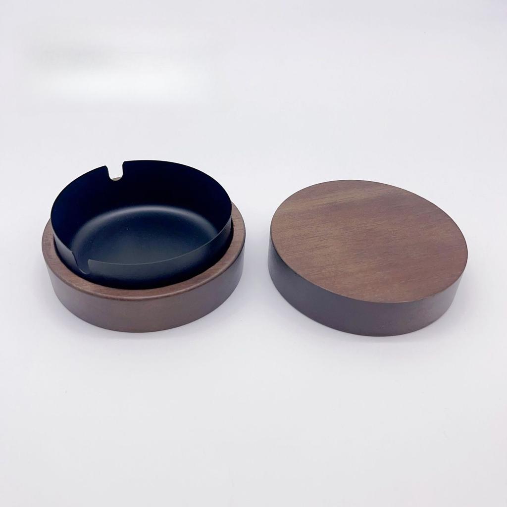 1pc Walnut Wood Ashtrays with Lid Covered Windproof Ashtray Stainless Steel Liner Indoor Outdoor Ash Tray for Home