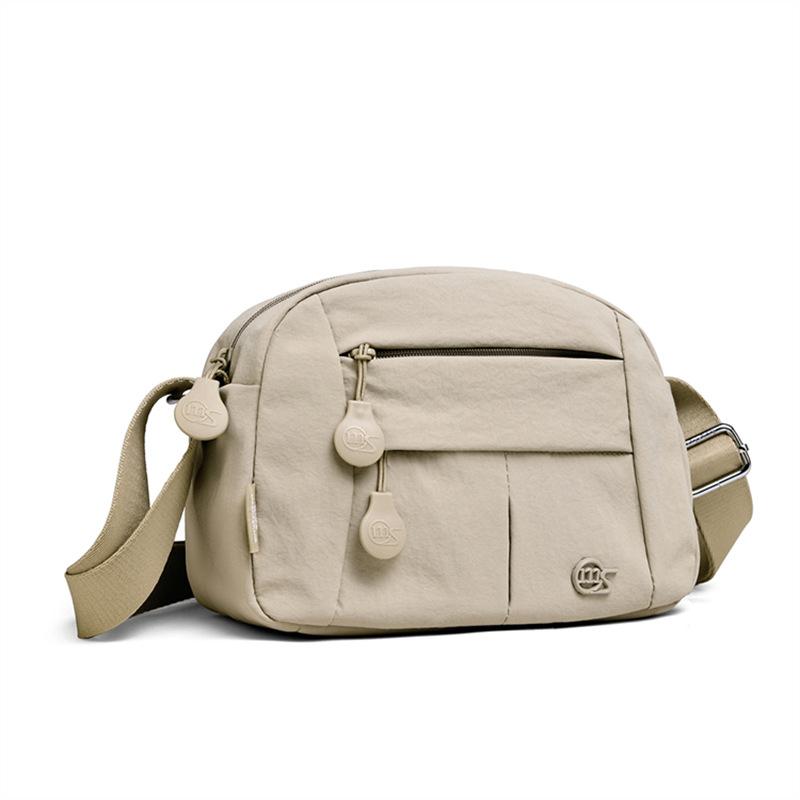 

Повседневная универсальная и легкая нейлоновая сумка женская новая модная и простая на плечо мессенджер сумка для поездок на работу хаки
