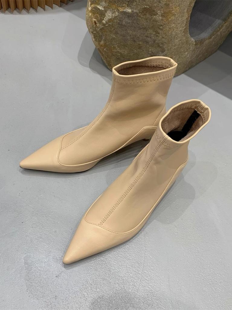 French Pointed Short Boots for Women's Autumn and Winter New Low-heeled Fashion Soft Leather Versatile Velvet Display and Bare Boots