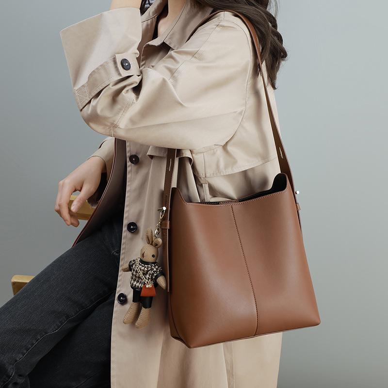 Neue Tasche Herbst- und Winterstil Damentasche Achseltasche Echtes Leder Bucket Bag Damen Vielseitige Pendeltasche Große Kapazität Umhängetasche