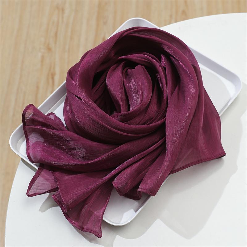 

Женский шелковый шарф Весна/Лето 2025: Легкая шаль однотонной расцветки для защиты от солнца 180x70 cm