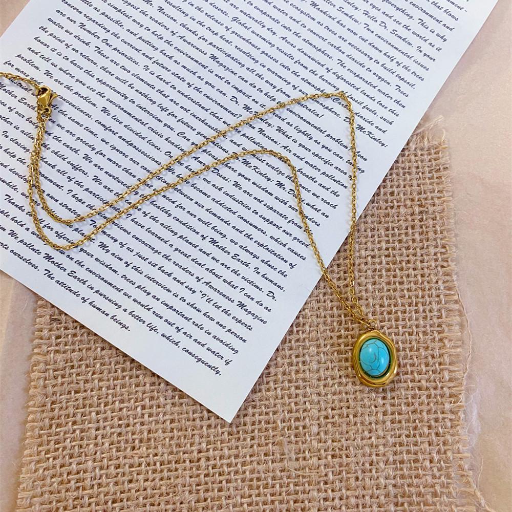 Retro Gold Titanium Steel Turquoise Geometric Necklace - Women's Color-Preserving Clavicle Chain Pendant