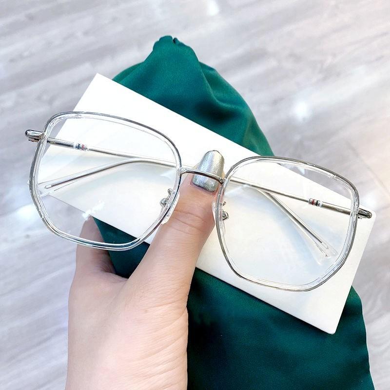 

Optical Glasses Plain Anti-blue Light Eyewear Plain Eyeglasses Optical Blue Blocking Glasses For Modern Fashionable Functional прозорий білий колір