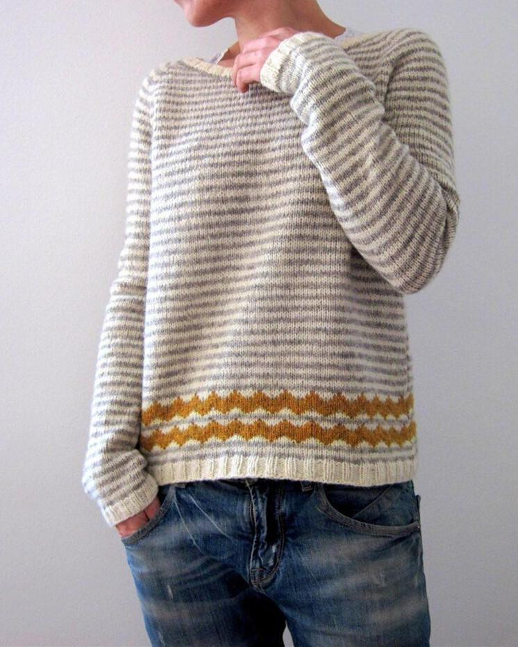 Multicolor Round Neck Knit Sweater with Sheep Pattern