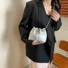 Lässige einfarbige Umhängetaschen Innenfach Neue Hot-Sale-Taschen für Damen Aufsteckbare plissierte PU-Damenhandtaschen