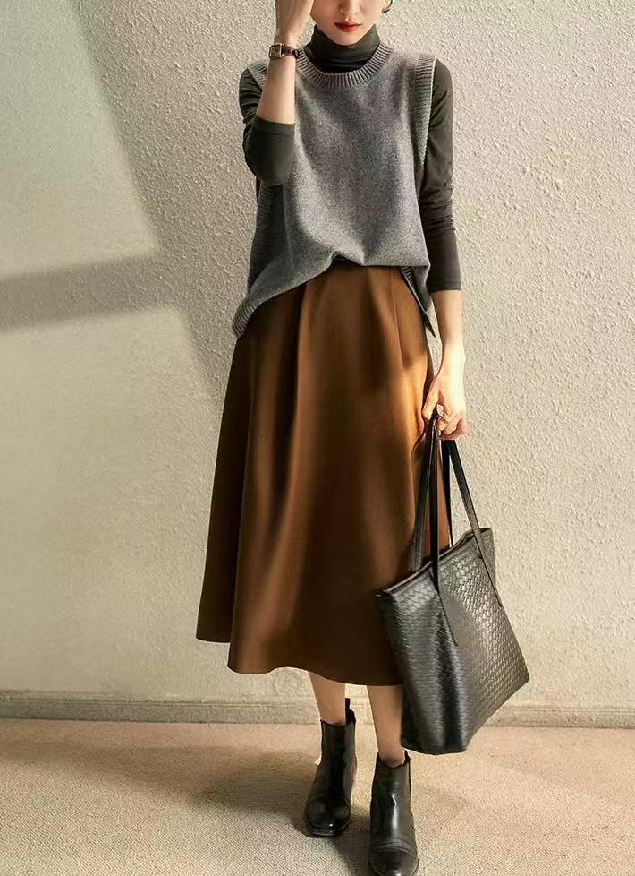 Autumn 2025 Women's Sleeveless Knit Vest - Loose Round Neck Sweater Shawl Top for Versatile Outerwear