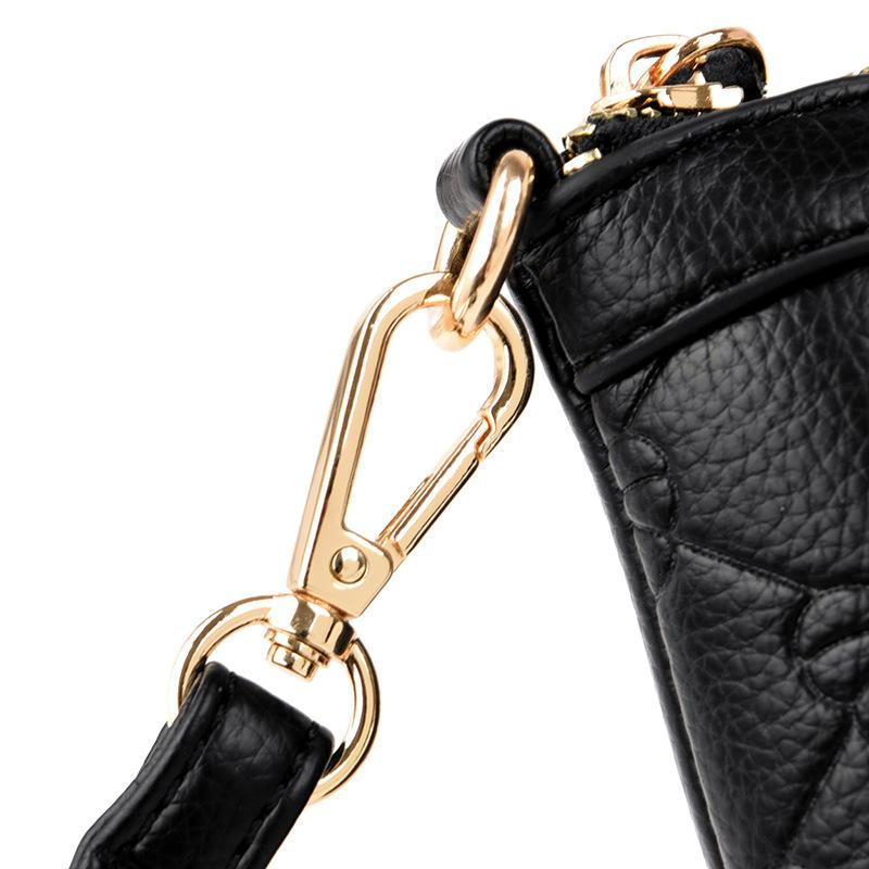 Spring And Summer New Bag Women All Fashion Middle-Aged Women Bag Simple Mother Bag Soft Leather Shoulder Crossbody Bag