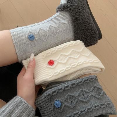 Female Autumn and Winter Thickened Warm Solid Color Button Sweet Hemp Pattern Wool Tube Pile Socks