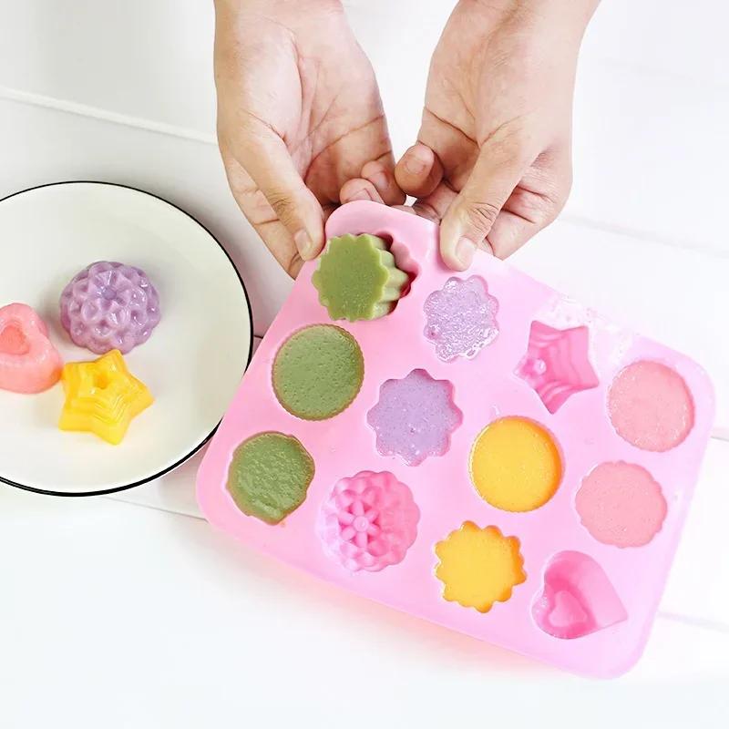 Flower Grass Mold Silicone Multi-style Baking Mold Cake Candy Chocolate Ice Pastry Food Mold Creative Shape Handmade Molds