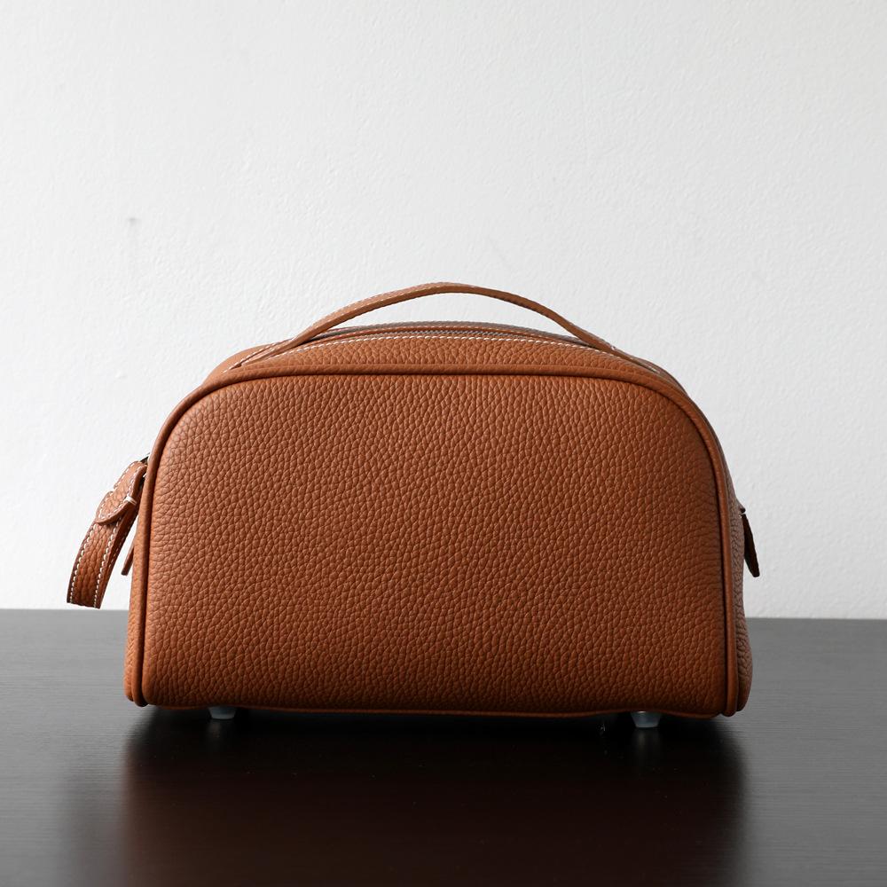 New First-layer Cowhide Cosmetic Bag Women's Portable Travel Toilet Bag Ins Style Advanced Cosmetic Storage