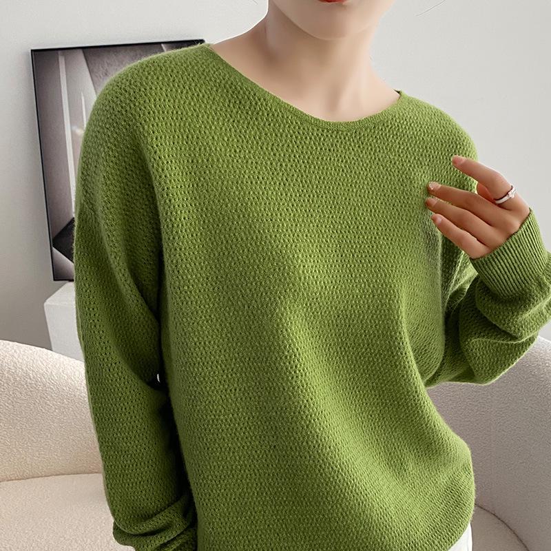 Women's Round Neck Wool Knitwear - Loose Fit Long Sleeve Pullover for Autumn & Winter