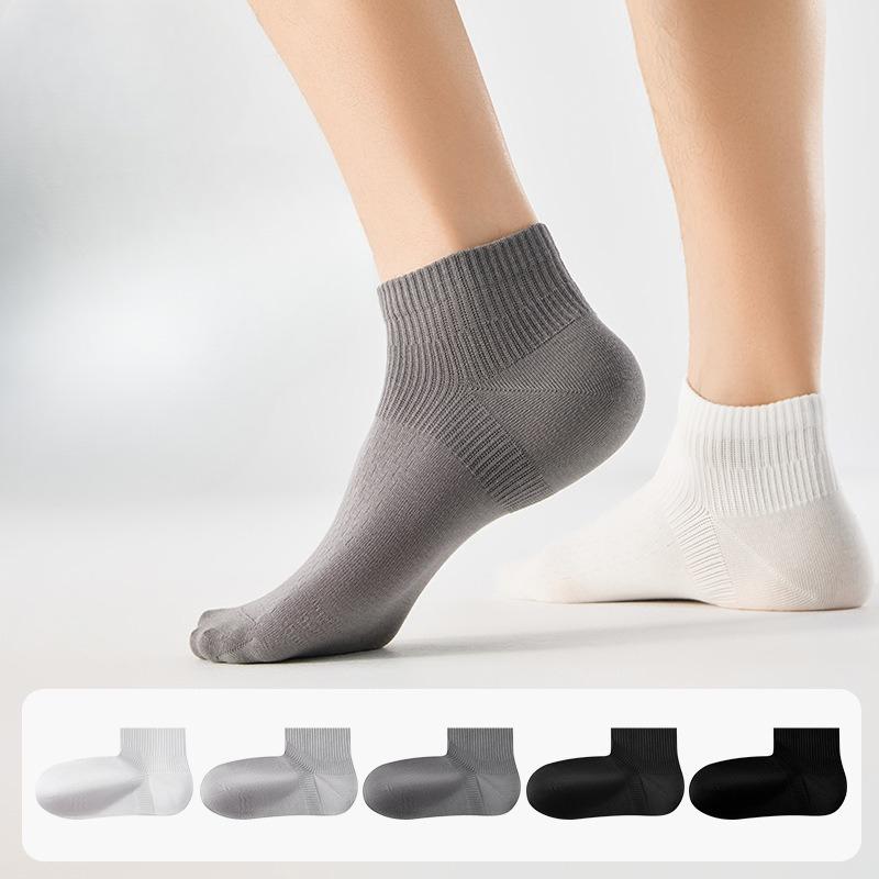 Men's Summer Thin Breathable and Sweat Absorbing 7a Antibacterial Non Constricting Mid-calf Cotton Socks