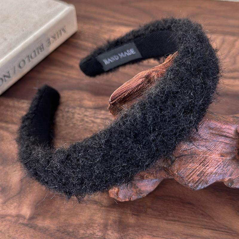 

Весь пов язка для волосся старше відчуття моди пов язка на голову нове обличчя зачіска картка осінньо-зимовий головний убір чорний