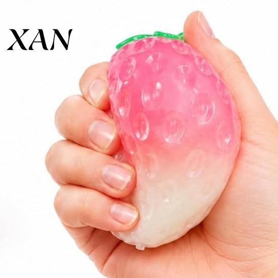 Squeeze Fidget Toy 1/2Pcs Stress Relief Strawberry Toy, Color Changing Sensory Decompression Simulated Fruit Pinch Anti-stress